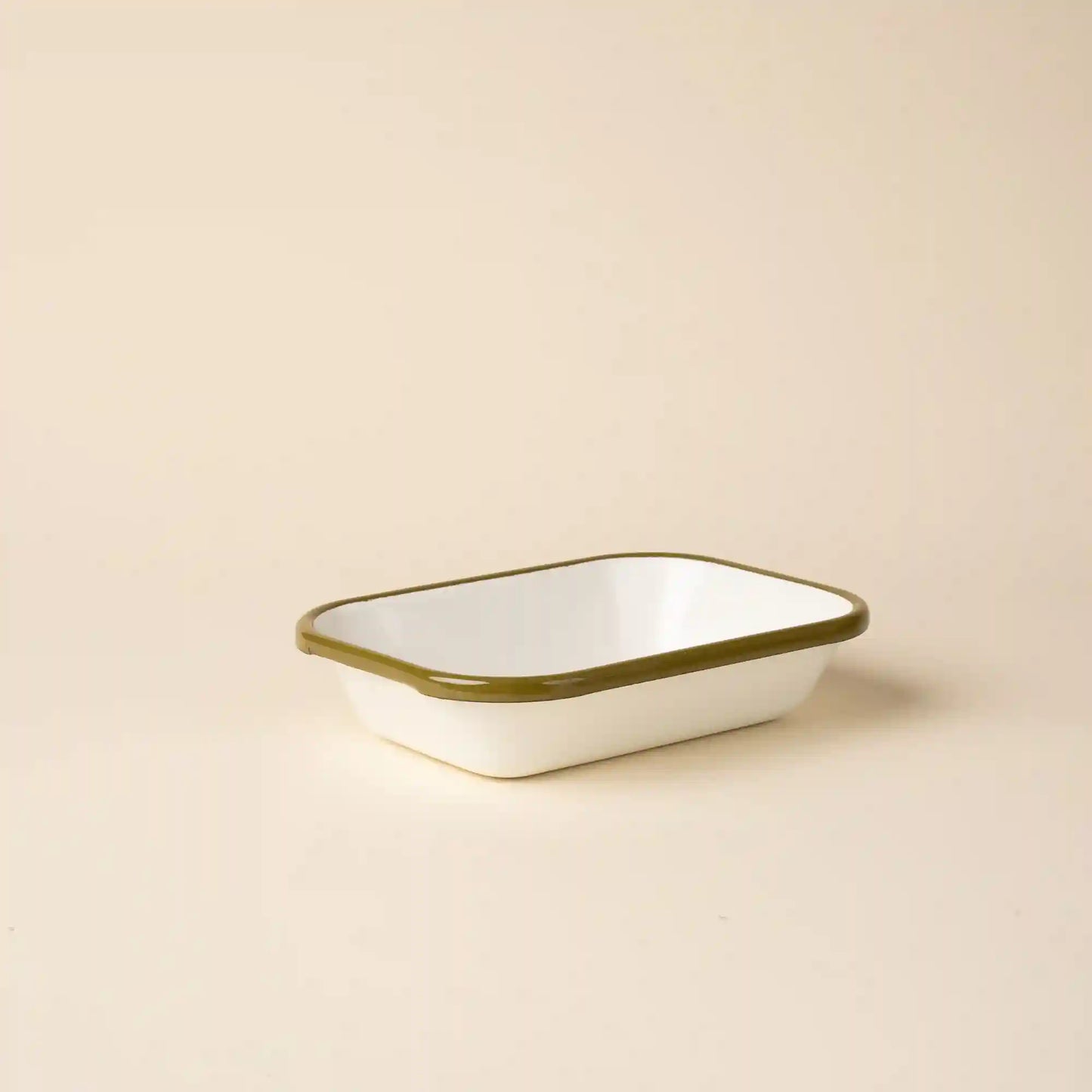 Solid Enamel Baking Dish