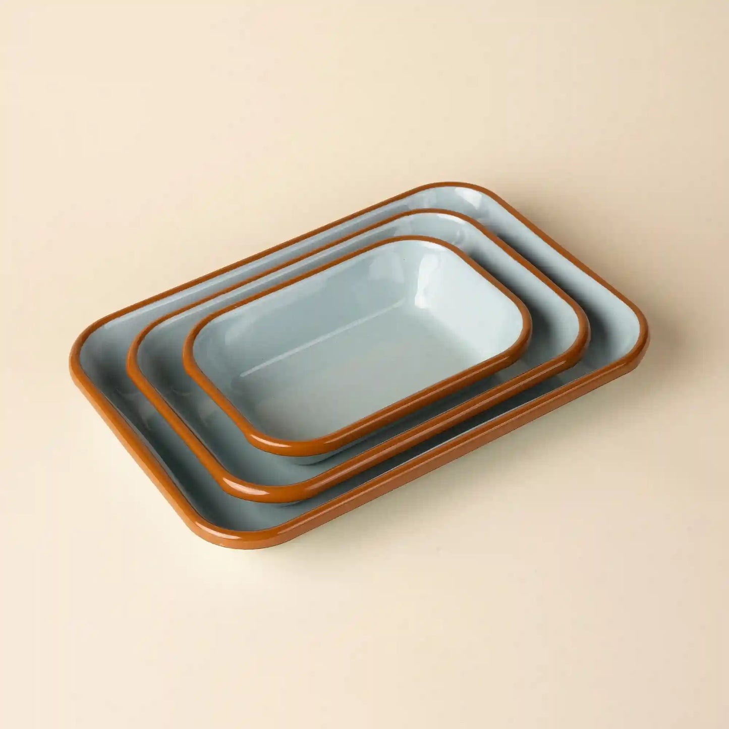 Solid Enamel Baking Dish